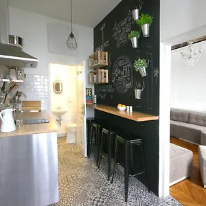 https://for-the-bold-chic-and-open-minded.vienna-besthotels.com