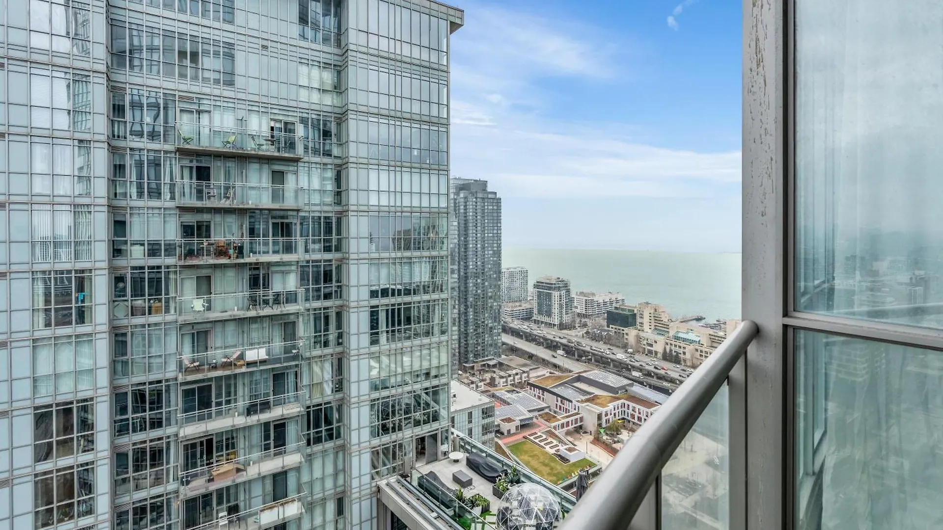 Apartment Downtown Premium Condo Toronto